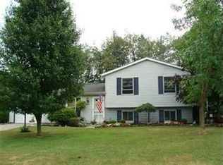 35407 Salmar Dr, Salem, OH 44460