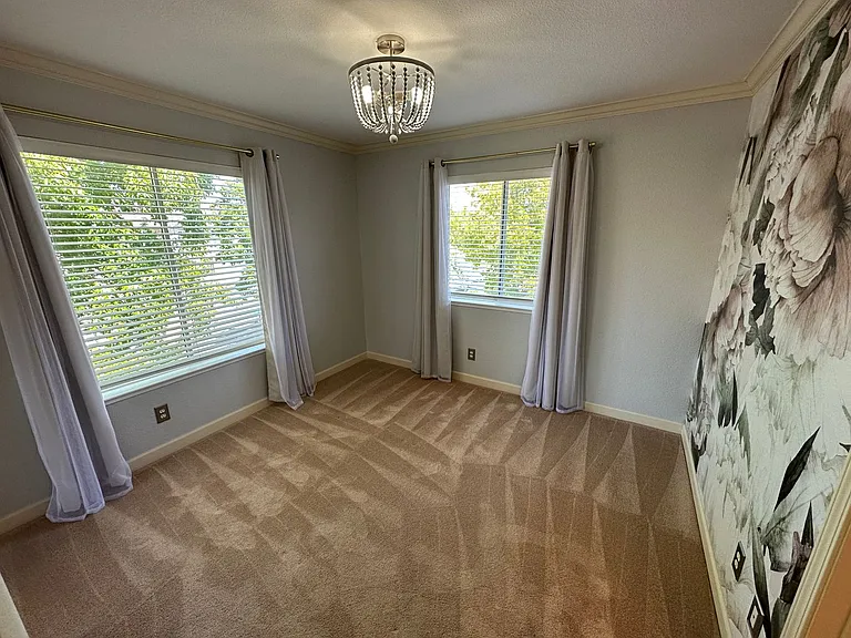 6001 Condor St — Photo 13