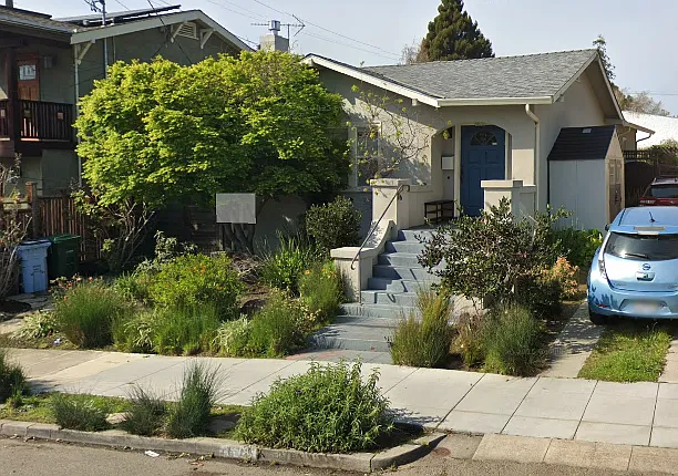 1605 Berkeley Way — Photo 1