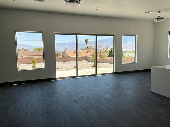 2nd image of 92653 Pierson Blvd