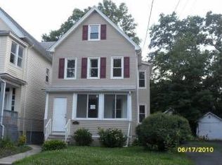 322 McDowell St, Plainfield, NJ 07063