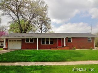 417 Albers Pl, Bethalto, IL