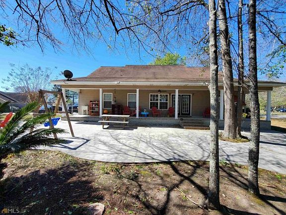 2nd image of 607 Lancelot Ct #0