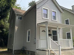 69 Carpenter St, Salem, NJ 08079