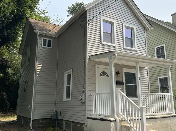 69 Carpenter St, Salem, NJ 08079