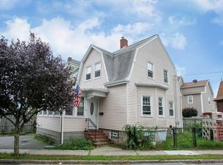 14 Bay St, New Bedford, MA 02740