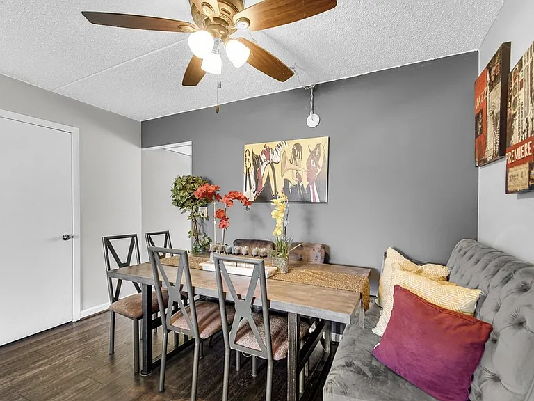 342 Klein Creek Ct #D — Photo 11