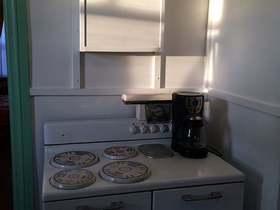 3rd image of 919 Colorado Ave Unit A
