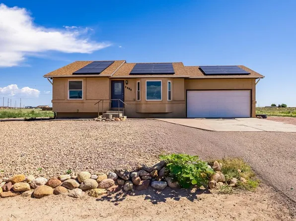 1085 E Blackstone Dr, Pueblo West, CO 81007