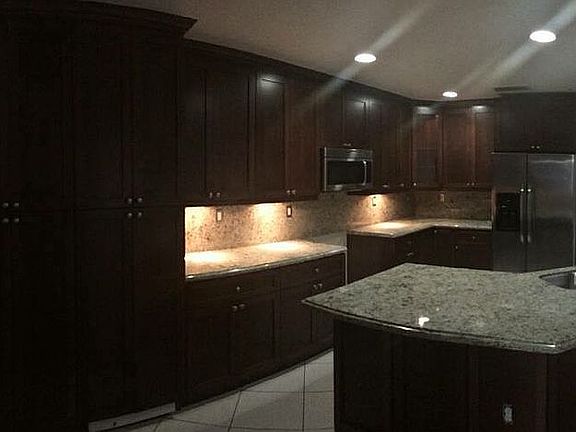 European sliders, granite