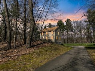 37 Chestnut Rd, Tyngsboro, MA 01879