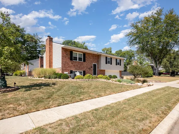 247 Sinclair Ct, Loveland, OH 45140