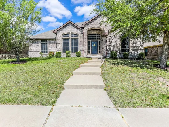 720 Glenhurst Dr, Rockwall, TX 75032