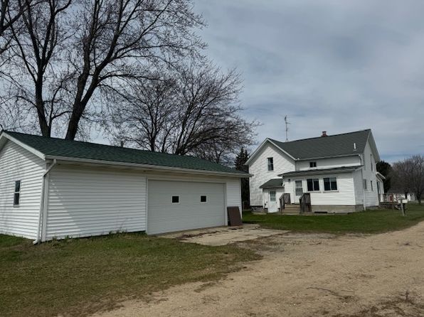 3676 Harding St, Conklin, MI 49403