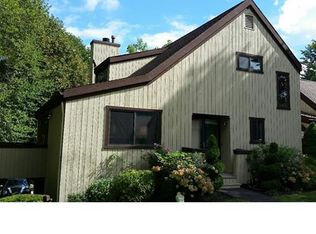387 Sequoia Ln #B, Stratford, CT 06614