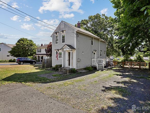 2nd image of 406 Glenmary Ave