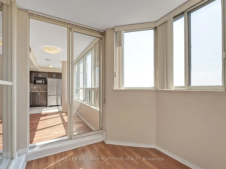 400 Webb Dr #1402 — Photo 18