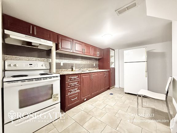2nd image of 1058 Midland Ave #2B