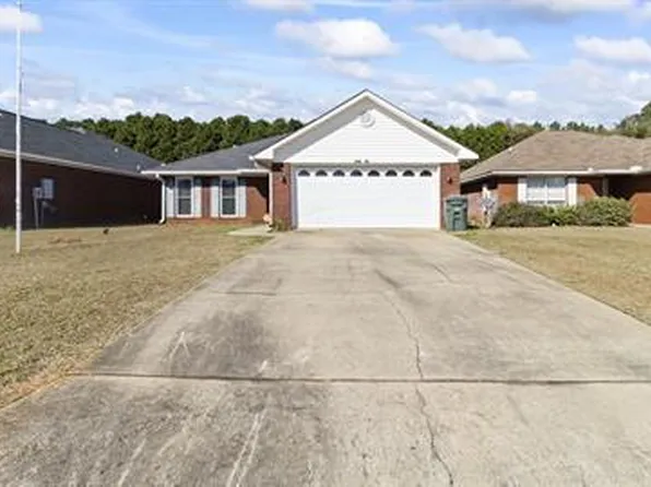 254 Windsor Garden Dr, Enterprise, AL 36330