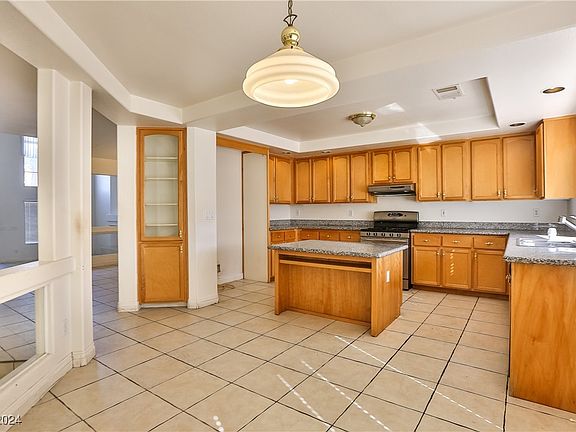 4th image of 9685 Bighorn Island Ave