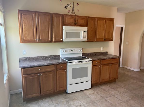 2 Euclid Ave APT 1