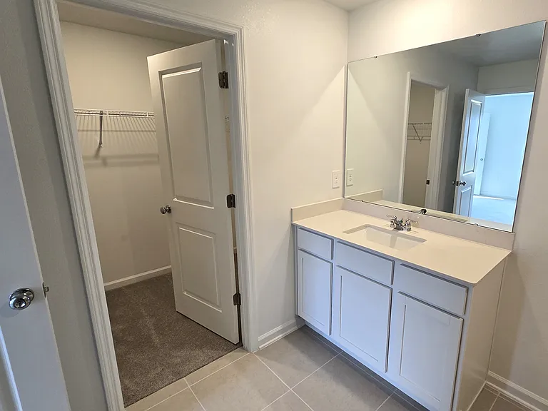 2150 Chris Dr — Photo 12