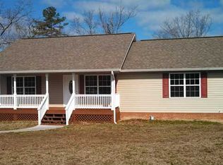 1009 Trojan Run Dr, Soddy Daisy, TN 37379