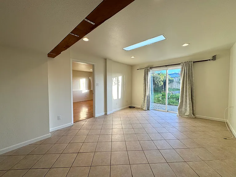 1315 Skyline Dr #A — Photo 6