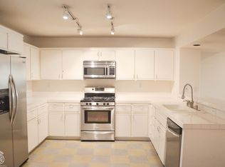 1154 N Sycamore Ave APT 4, Los Angeles, CA 90038