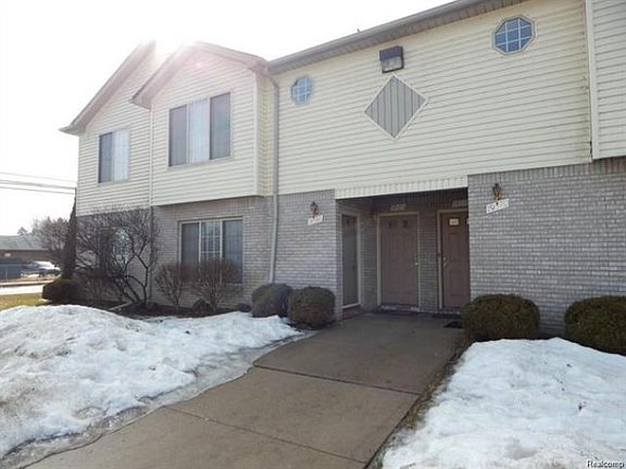 3rd image of 19580 Spagnuolo Ln