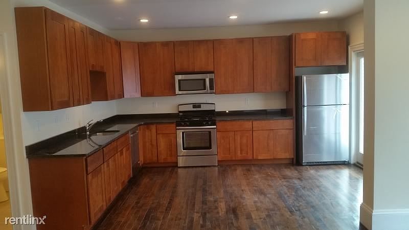landlord_unit_photo_325029_1
