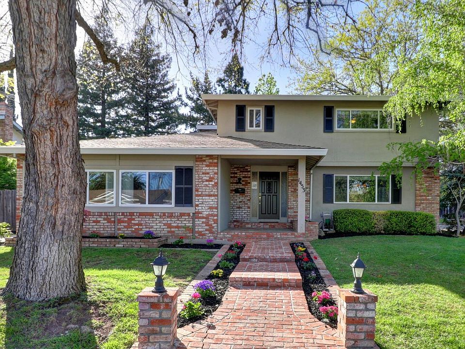 1st image of 1453 Thistlewood Way