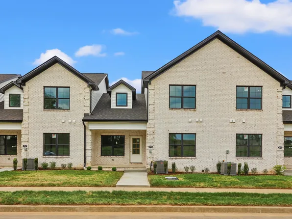 676 Hollow Creek Rd, Lexington, KY 40511