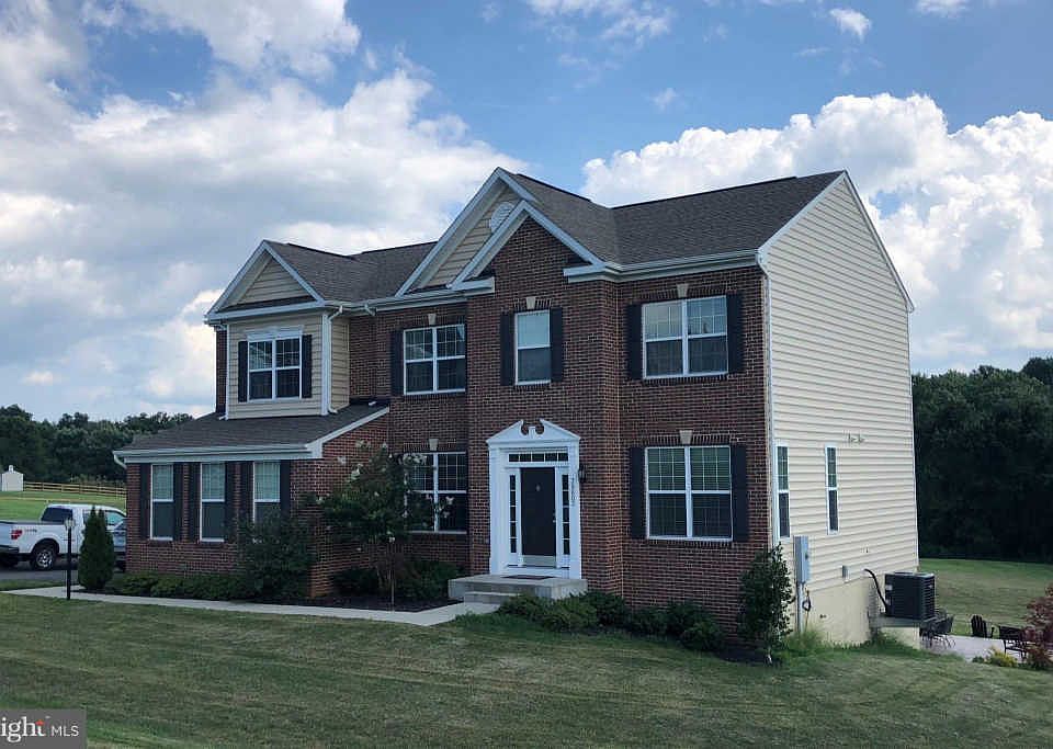 1st image of 38603 Horace Ct