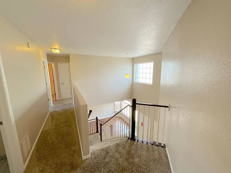2579 Weyburn Way — Photo 24