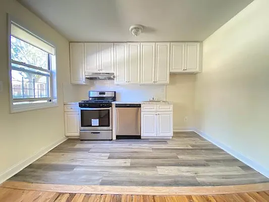 Rented by Queens Apartments Realty LLC | media 8