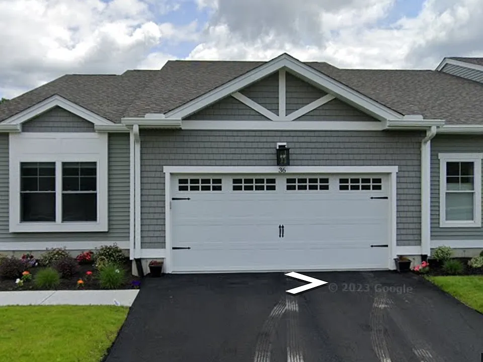 Front view of the house from google street view..