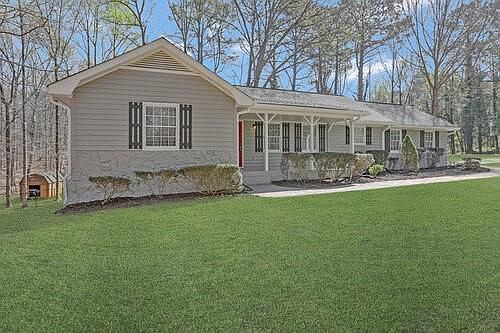 3rd image of 301 Tulipwood Cir SW