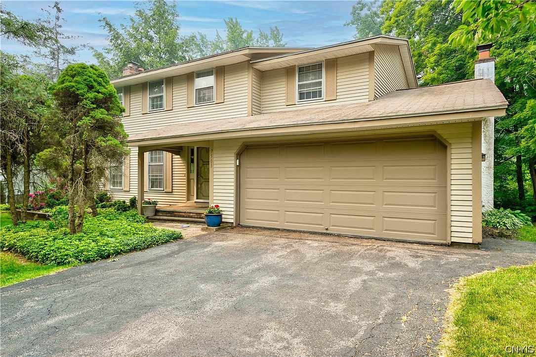 7503 Apache Ln, Liverpool, NY 13090 Zillow
