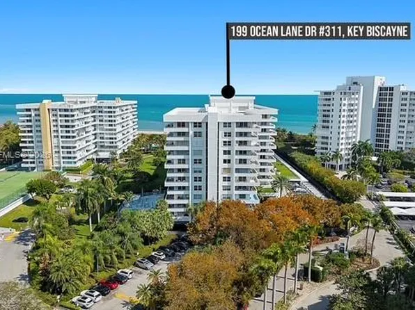 199 Ocean Lane Dr, Key Biscayne, FL