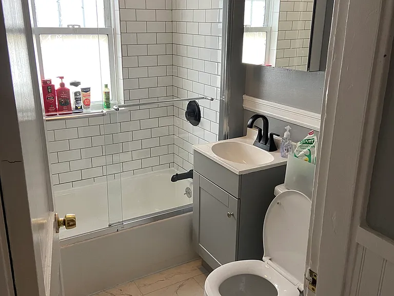 15 Rice Ave #1 — Photo 6