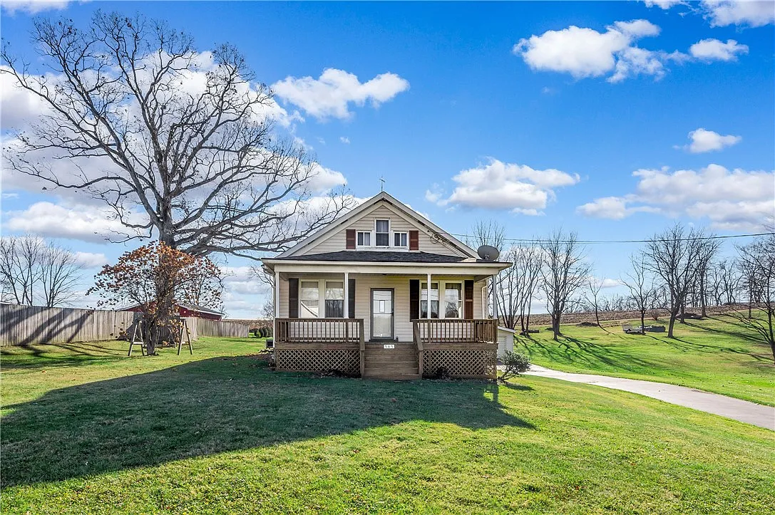 565 Saxonburg Blvd photo 1