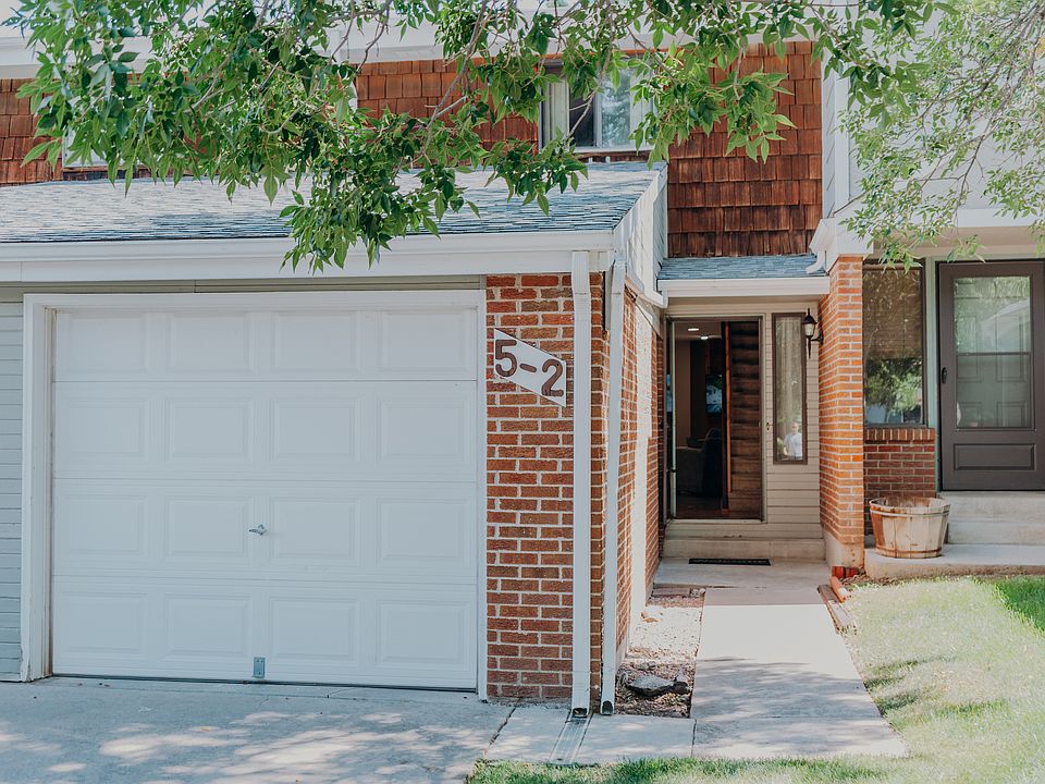 Front of the House with view of One-Car Garage