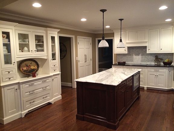 3rd image of 214 Rockwood Dr