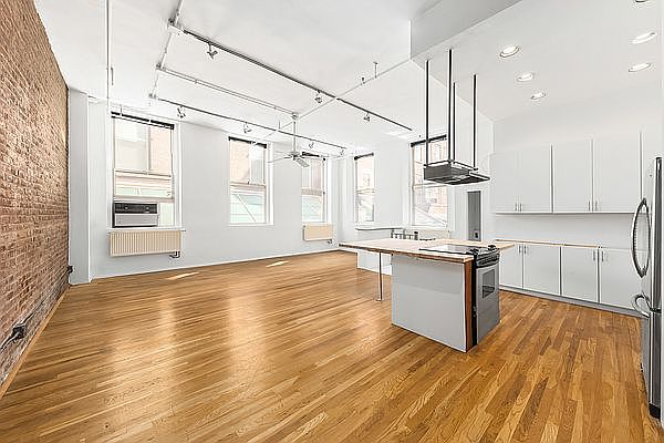 1st image of 108 Wooster St APT 2C