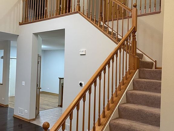 5th image of 2313 Stoughton Dr