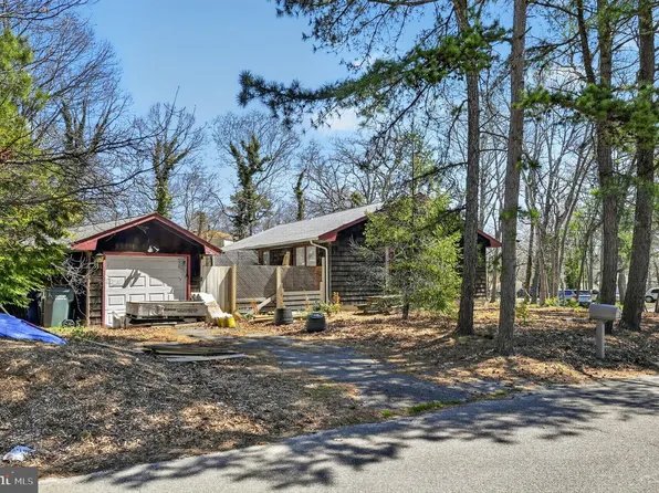 3 Demaret Ct, Little Egg Harbor, NJ 08087