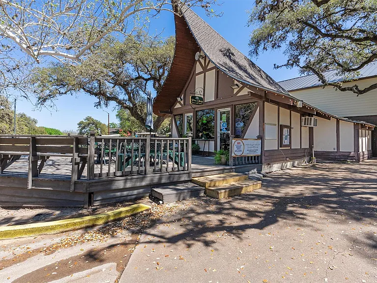 312 Country Club Dr — Photo 39