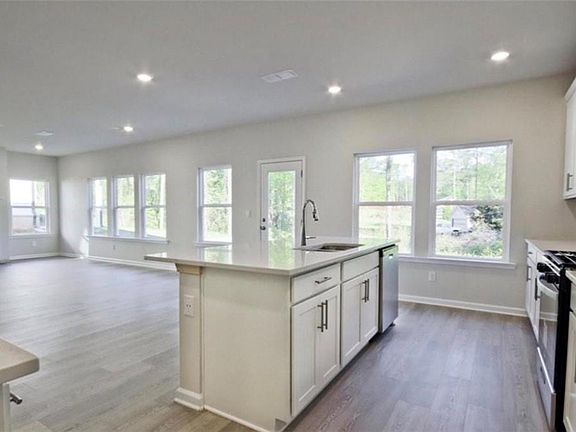 4th image of 1208 High Falls Ln