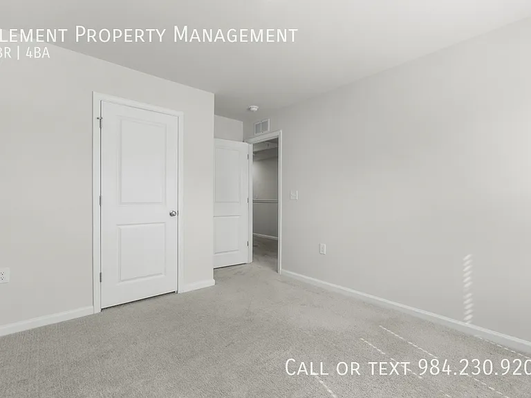 1009 Belloak Way #1 — Photo 27
